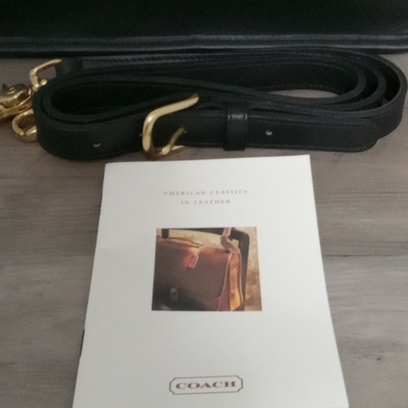 Coach Willis Handbag NWOTS VINTAGE 🖤🖤🖤🖤 - Picture 3 of 11